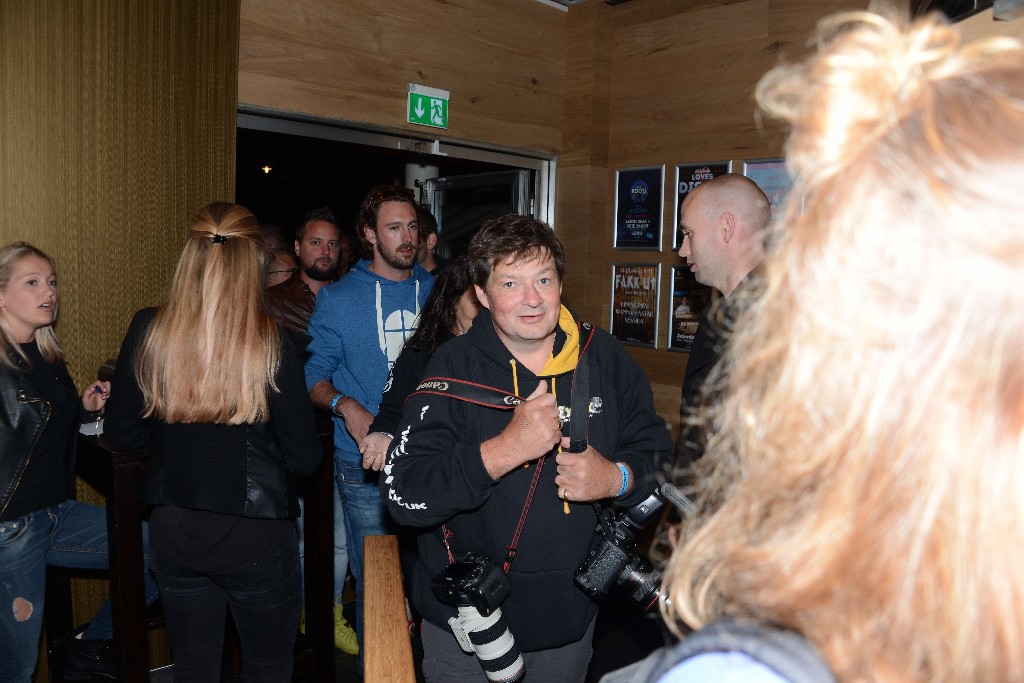 ../Images/Kite Board Open 2015 Zaterdag afterparty Oak 036.jpg